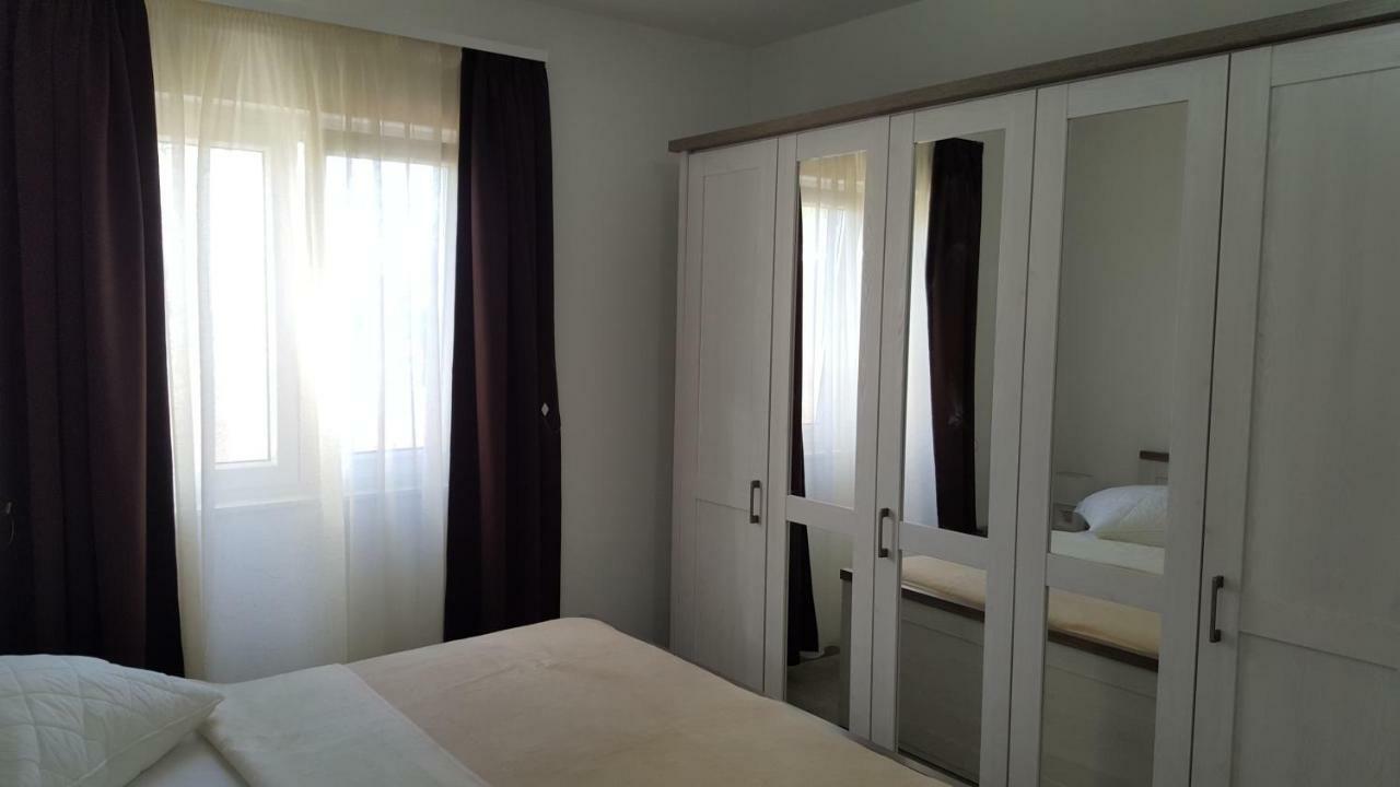 Apartments Anaivana Trogir Exterior foto