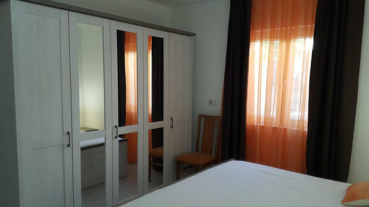 Apartments Anaivana Trogir Exterior foto