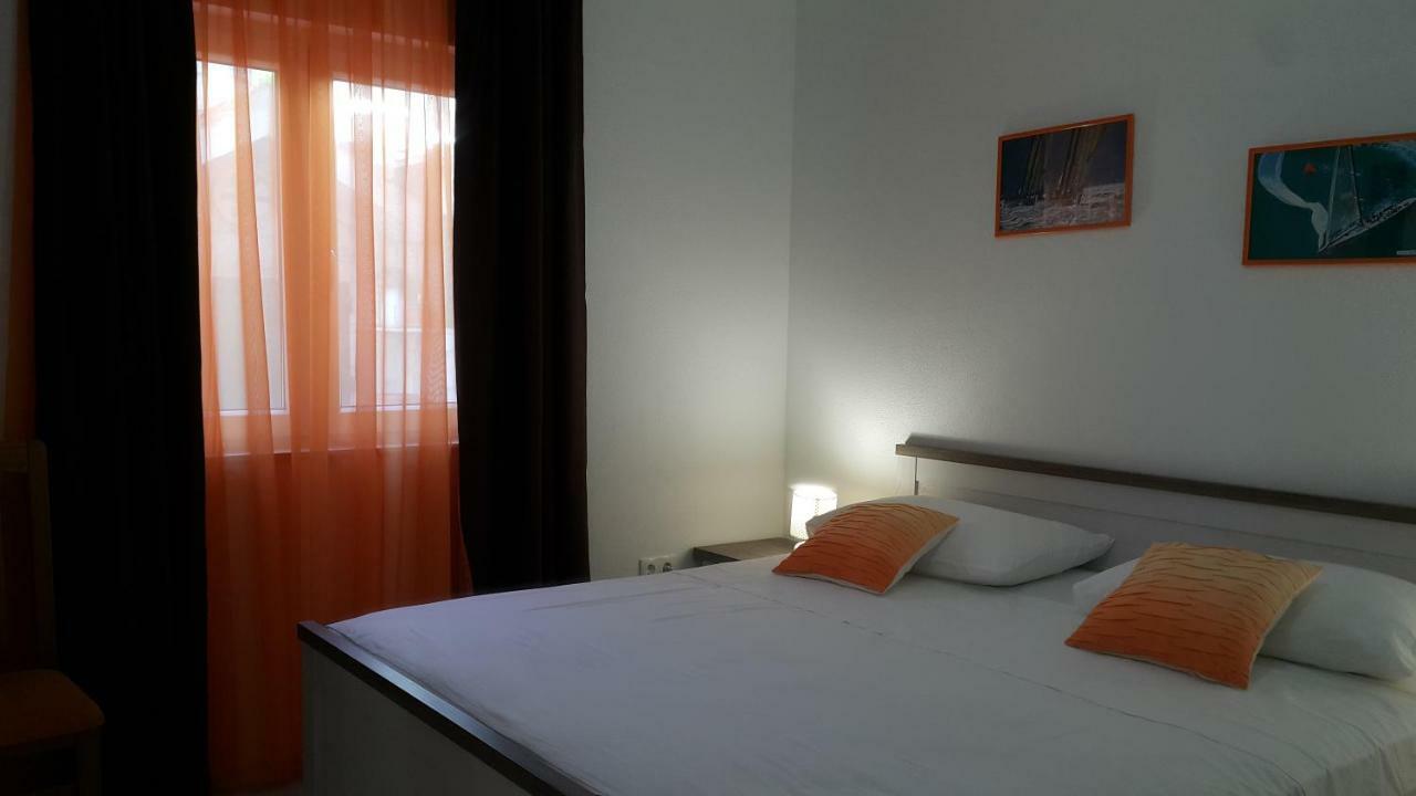 Apartments Anaivana Trogir Exterior foto