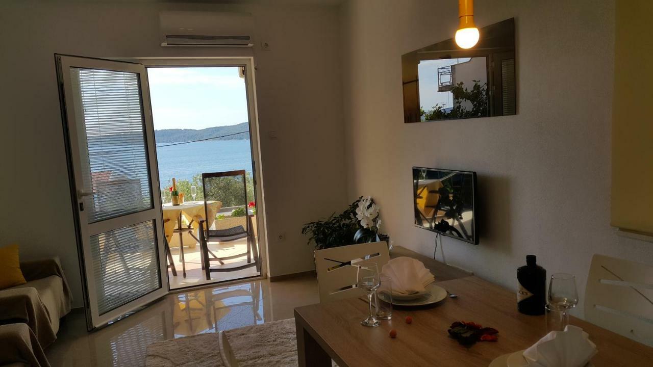 Apartments Anaivana Trogir Exterior foto